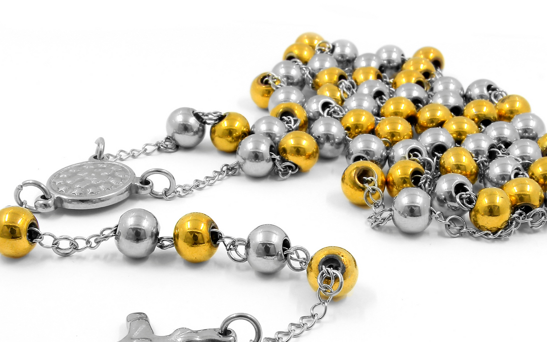 The Benefits of Stainless Steel Jewelry