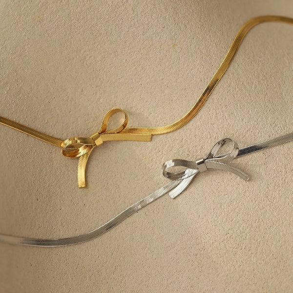 Knot Bow Necklace
